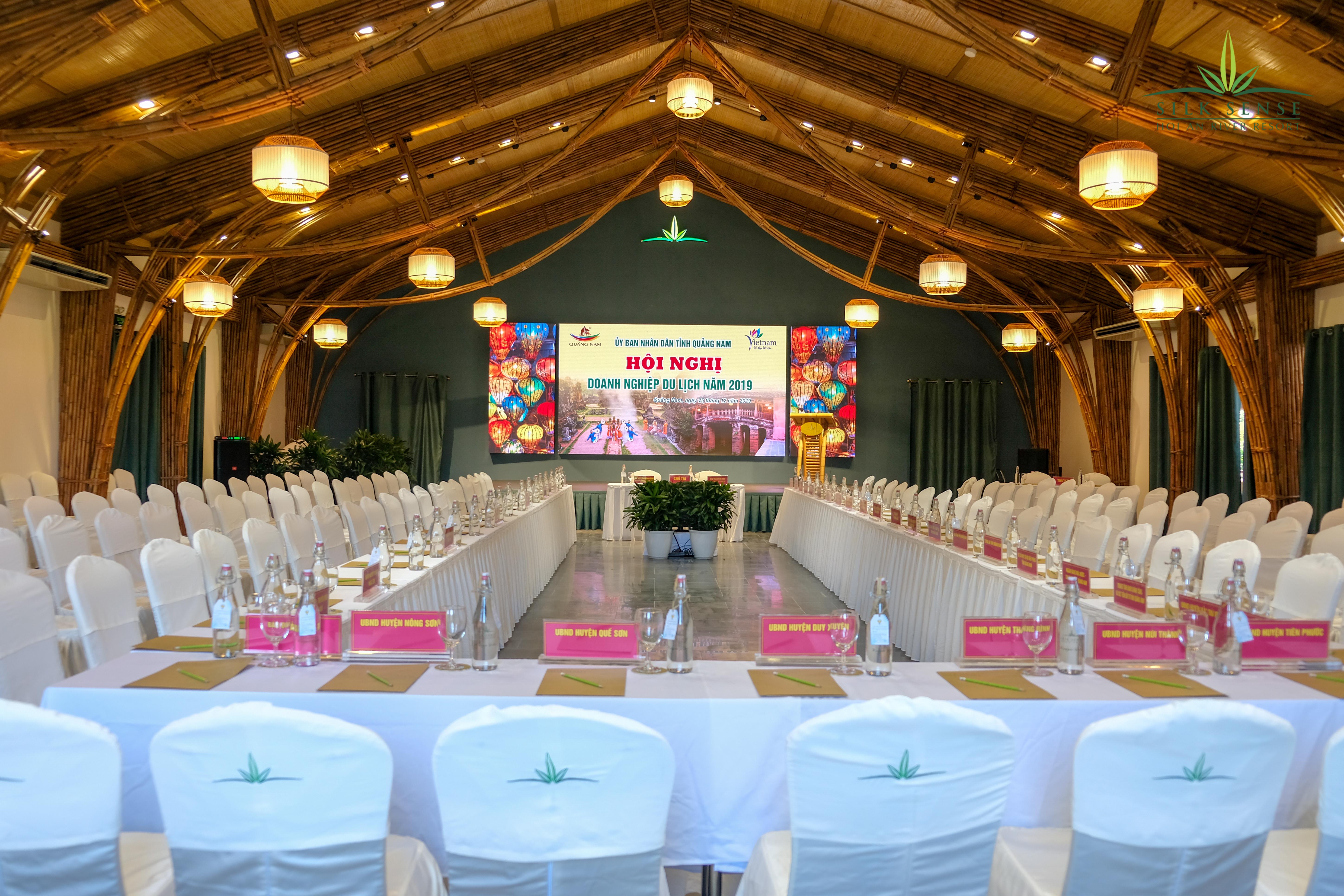 ซิลค์ เซนซ์ ฮอยอัน ริเวอร์ รีสอร์ต Hotel ภายนอก รูปภาพ